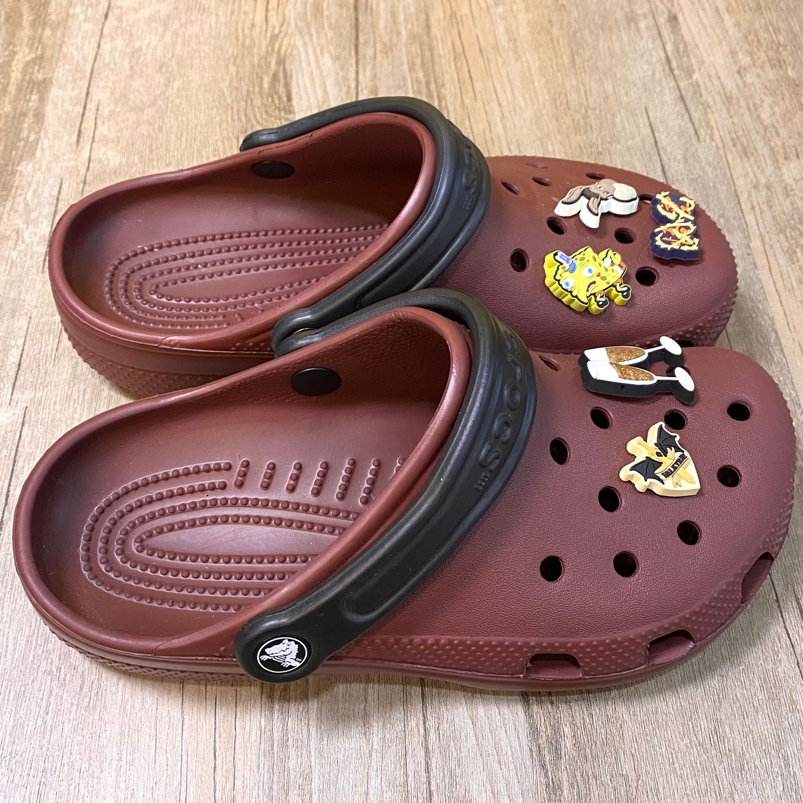 Dép Crocs Kid Classic Clog HN2 Brown/Black